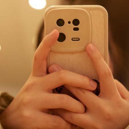 Γιατί η θήκη του κινητού δεν είναι αξεσουάρ αλλά επένδυση